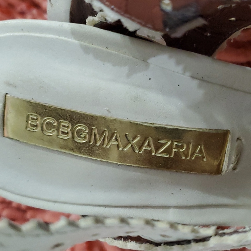Shoes - Picture 6 of 9